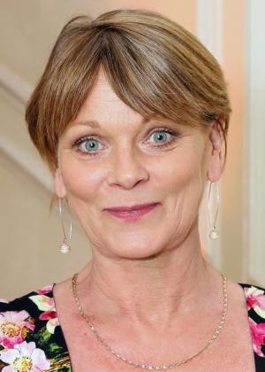 Samantha Bond